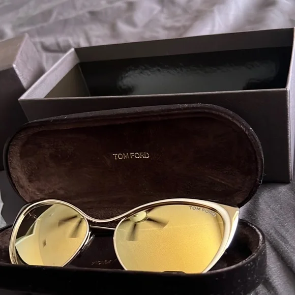 Tom Ford | Accessories | Tom Ford Nastasya Sunglasses | Poshmark display picture 3